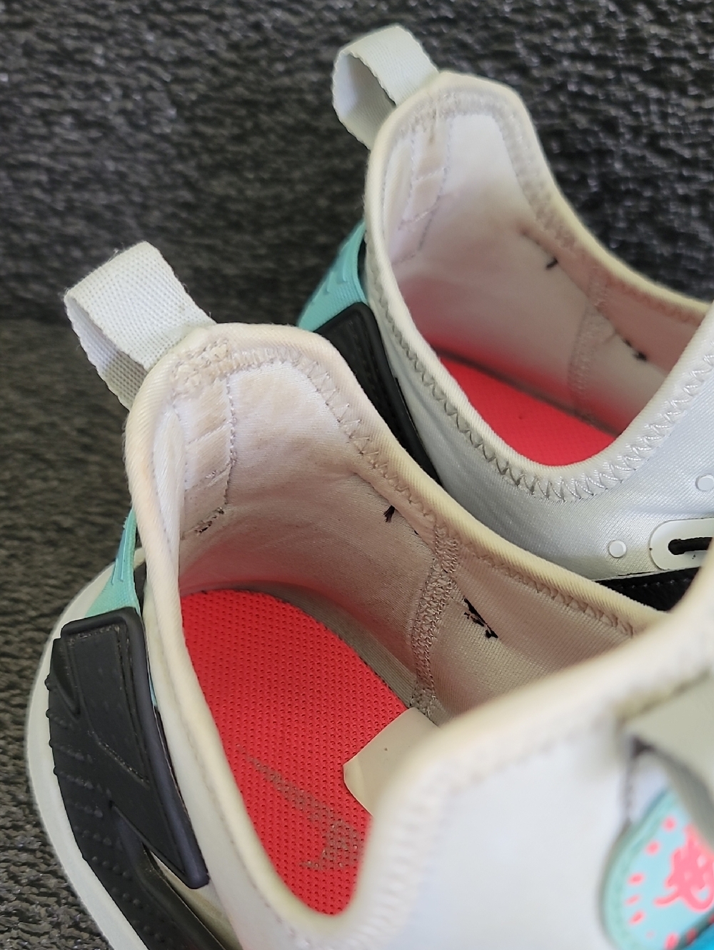 Nike Air Huarache Drift Premium 'South Beach' Mens 10.5 Fast Shipping - Picture 13 of 14